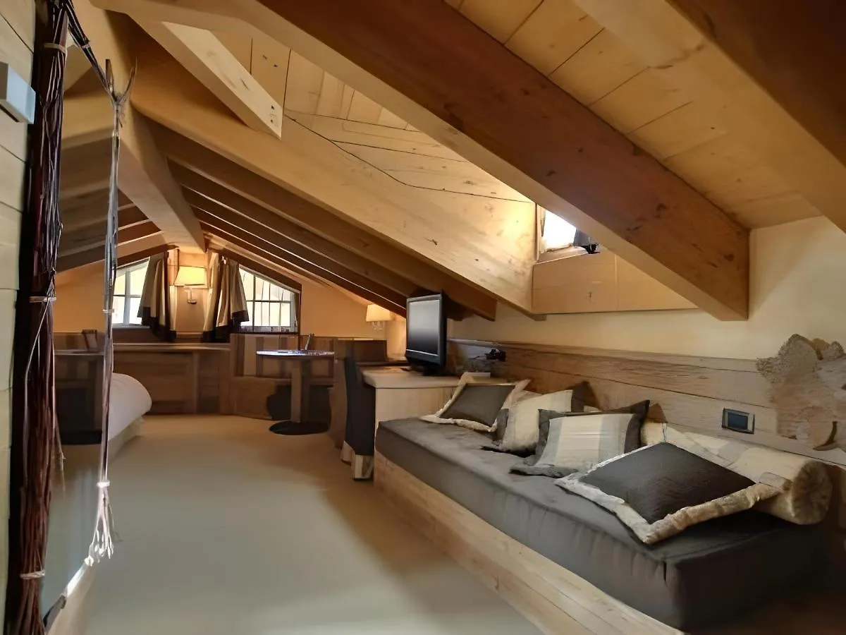 Hotel Bait De Angial Livigno 3*,  Italien