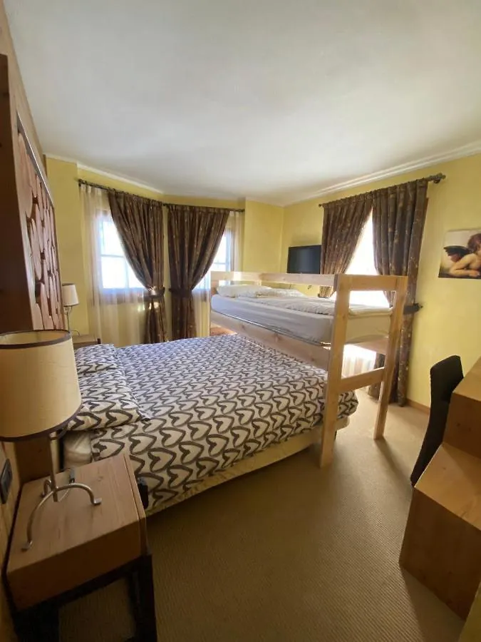 Hotel Bait De Angial Livigno 3*,  Italien
