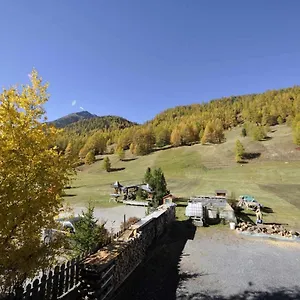 Appartamento Casa Florin App Giumel Con Vista Sulle Montagne E Sulle Piste Da Sci, Livigno