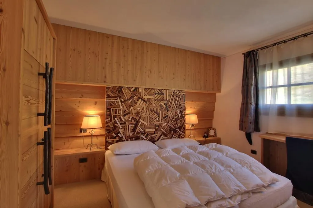 Hotel Bait De Angial Livigno 3*,
